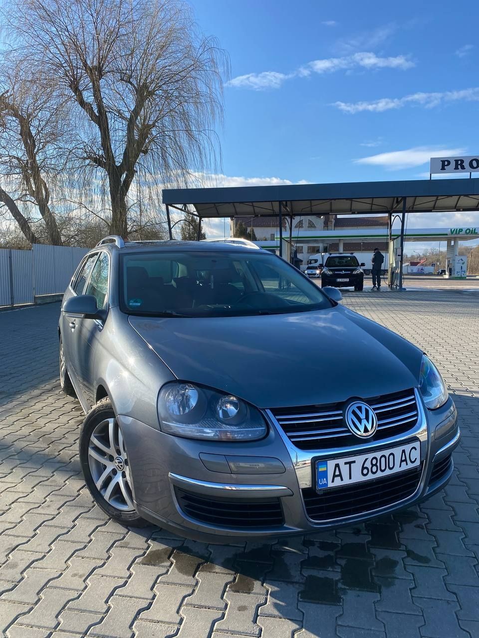 Volkswagen  Golf