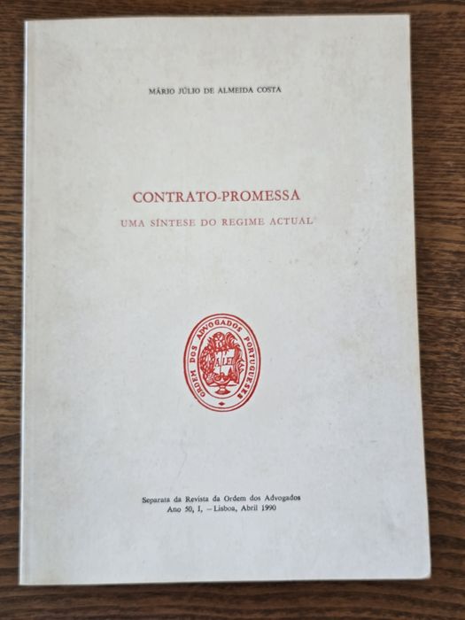 Livros jurídicos / Direito/ 1 = 2,5€ / 10 = 20€