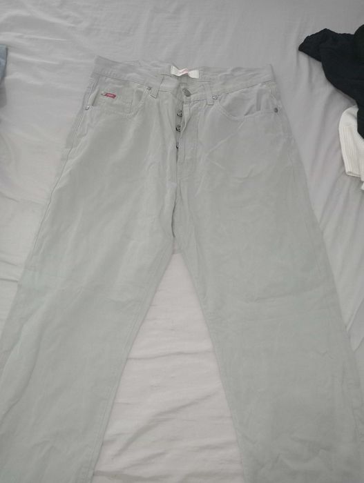 Camisas de homens novas de marca