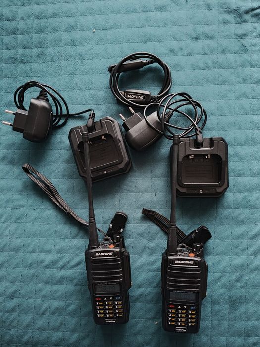 Krótkofalówki 2 sztuki baofeng 9 zamienię