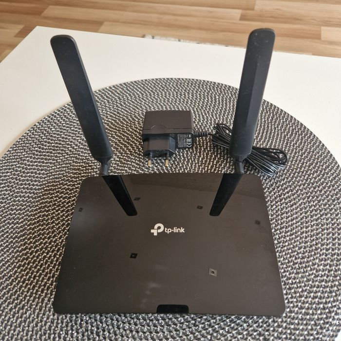 Router  tp-link TL-MR150