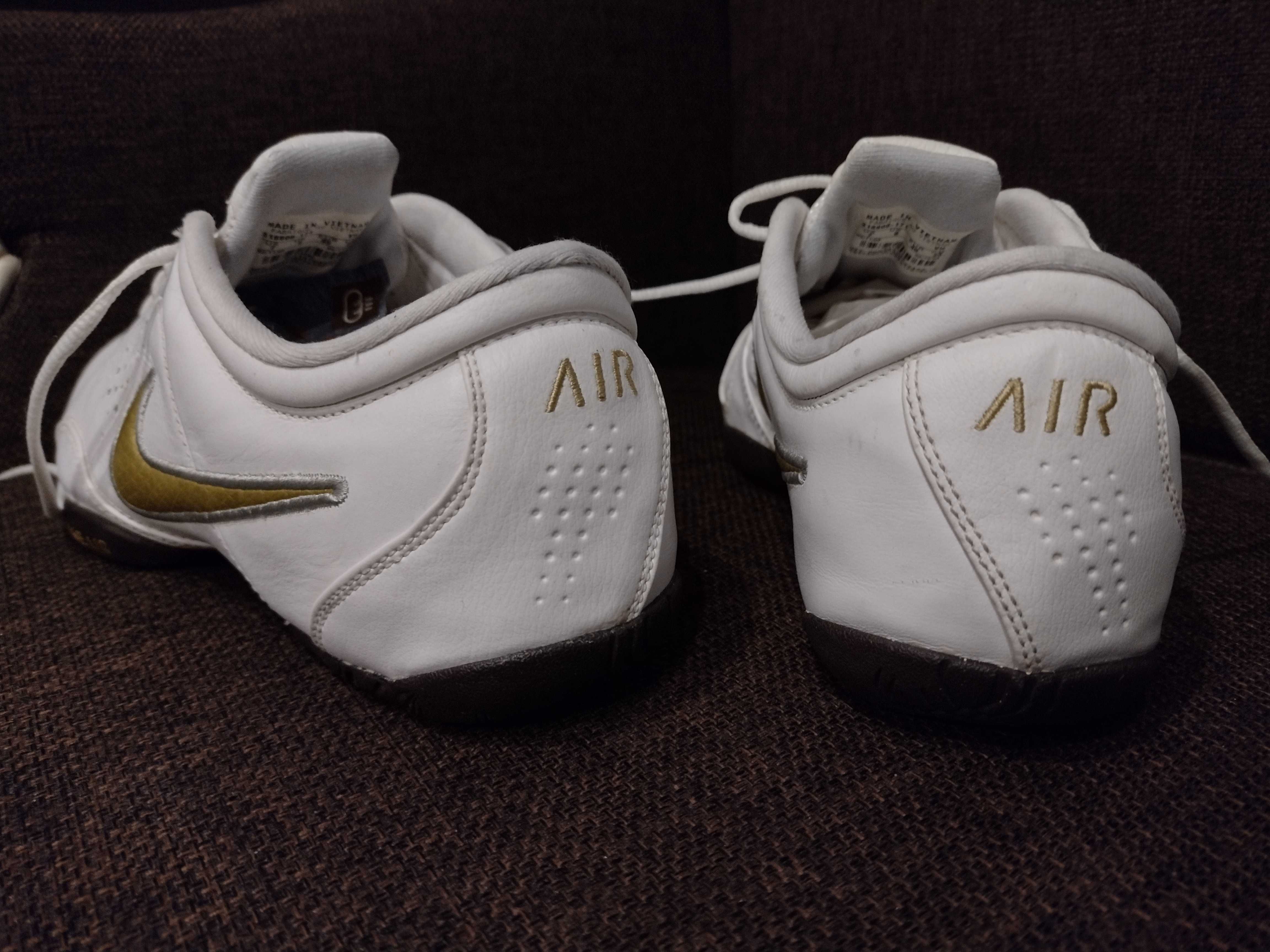 Buty Nike Air Series 6E rozm.40(25)