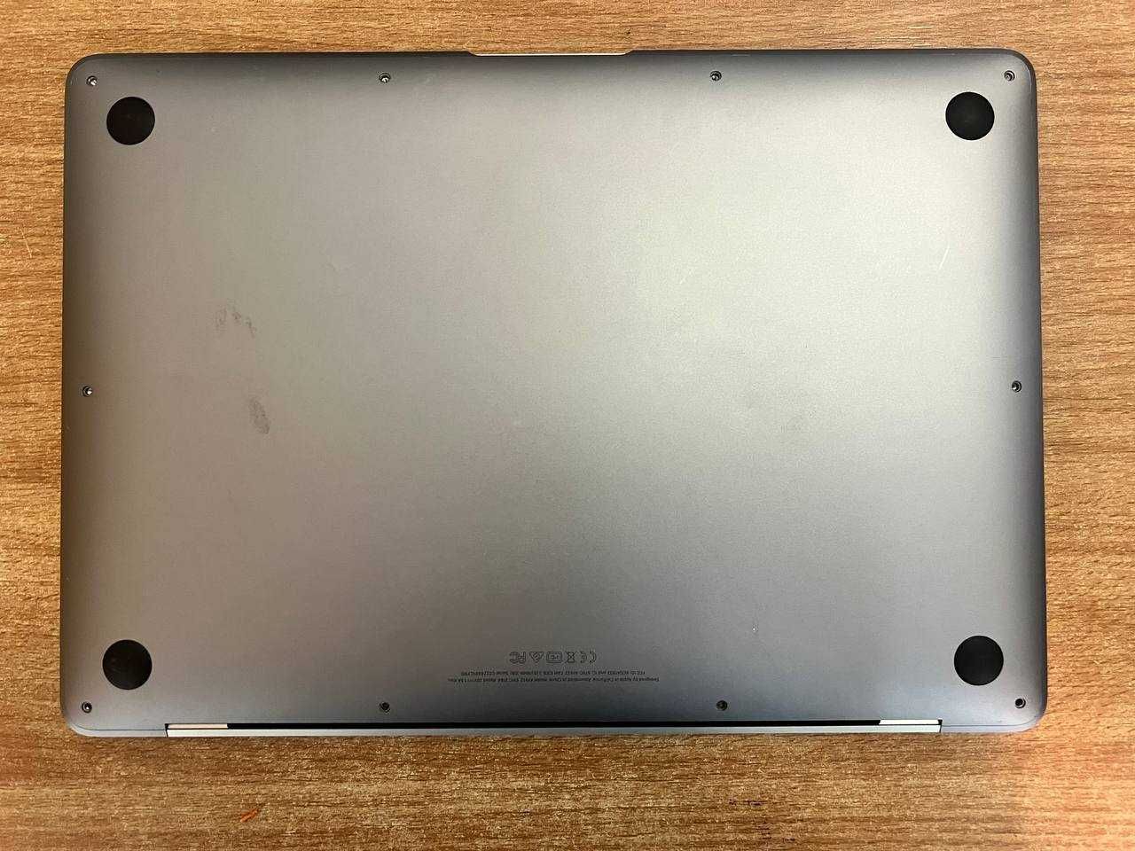 MacBook Air 13" A1932