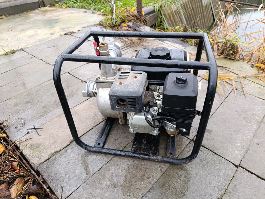 Продам мотопомпу.
