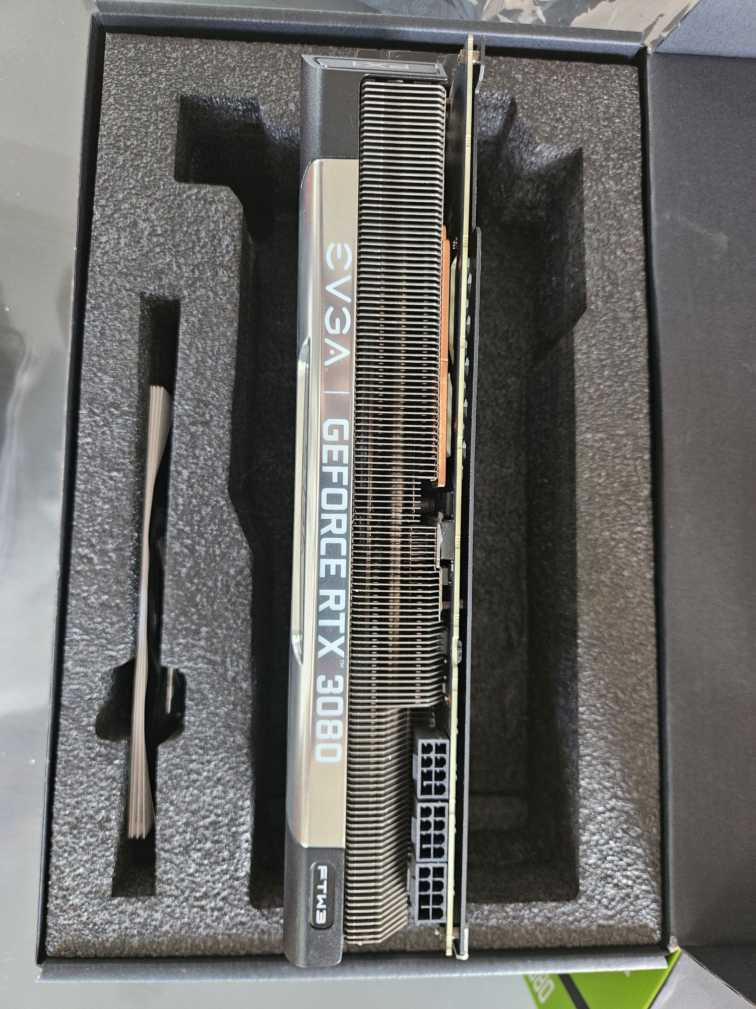 Placa gráfica EVGA RTX 3080 FTW3