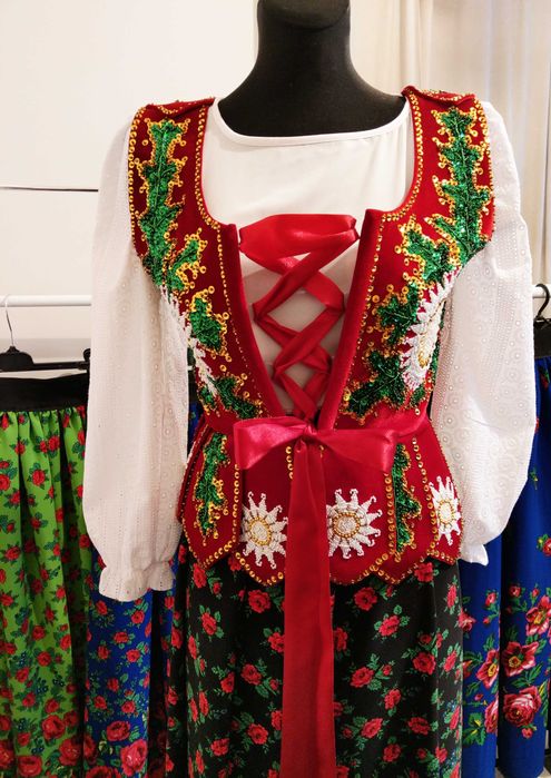 Spódnica długa góralska w kwiaty 4m tkaniny
