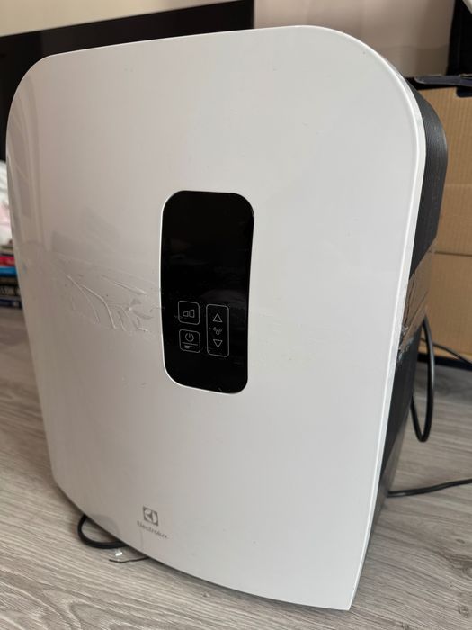 Очищувач повітря Electrolux