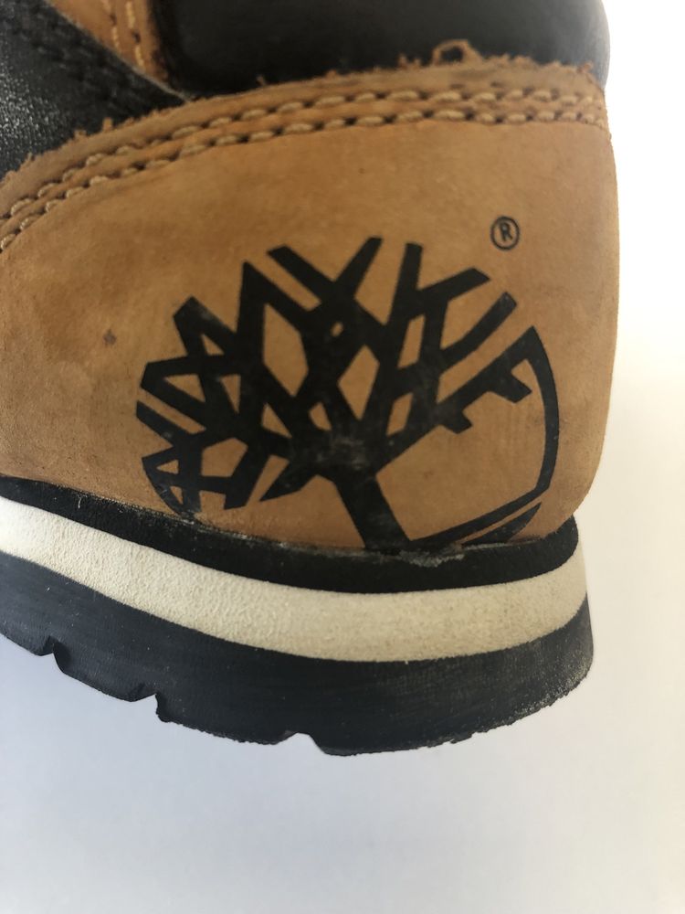 Botas timberland de menino em ótimo estado