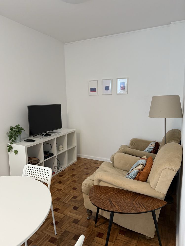 Quartos ISCAP – Suíte Privada com Varanda a 5 Min do ISCAP & São João