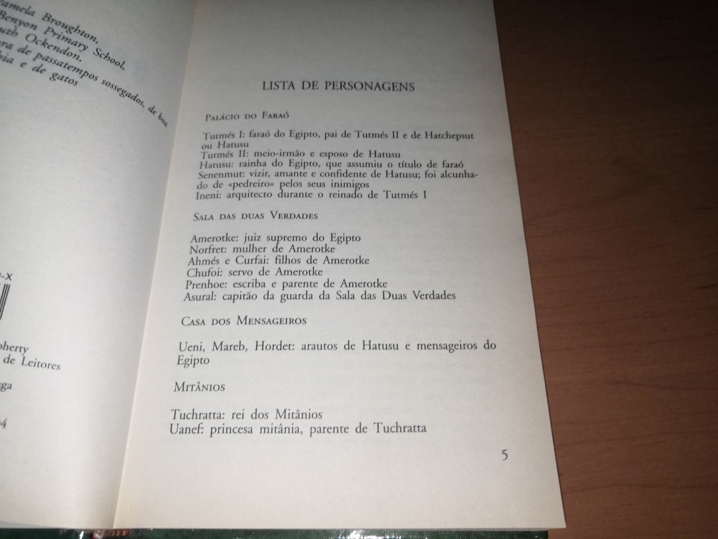 O roubo do colar de Anúbis