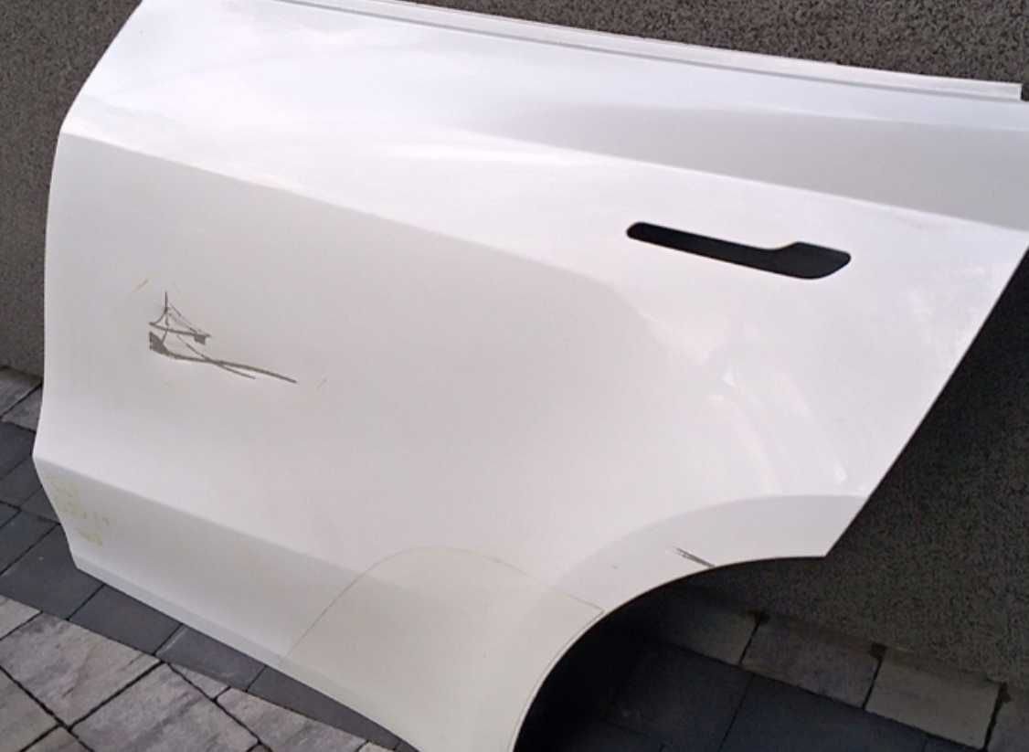 Дверка  задня  ліва  до TESLA MODEL Y