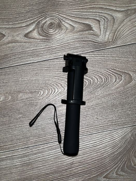 Селфи палка Xiaomi (mi selfi stick)
