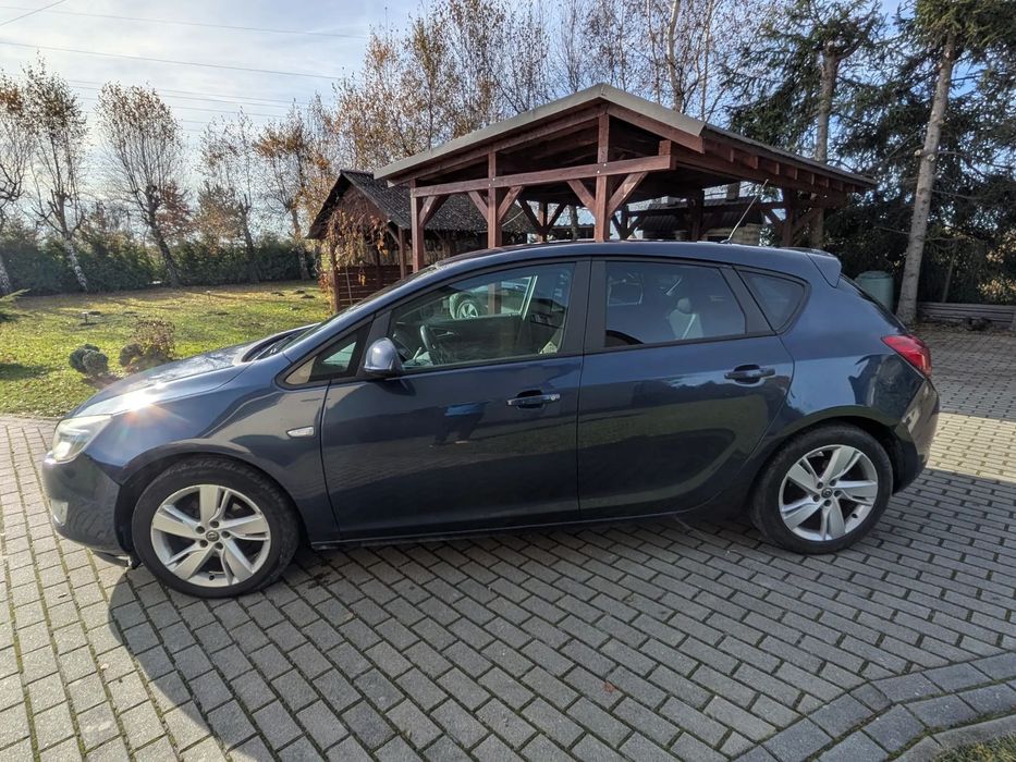 Opel Astra Opel Astra IV 1.4 T Enjoy