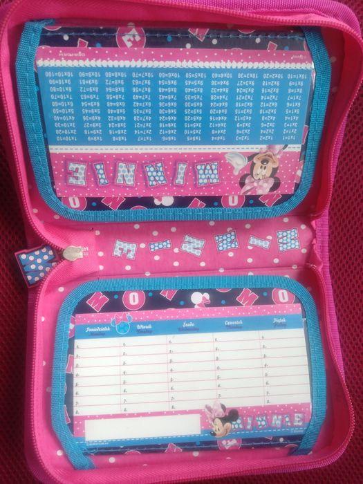 Nowy Piórnik Mickey Mouse plus zestaw papierniczy