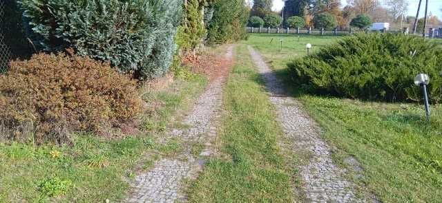 Sprzedam działkę uzbrojoną  budowlaną  13.5 ar  w Miechów