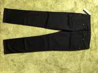 Czarne spodnie Sisley