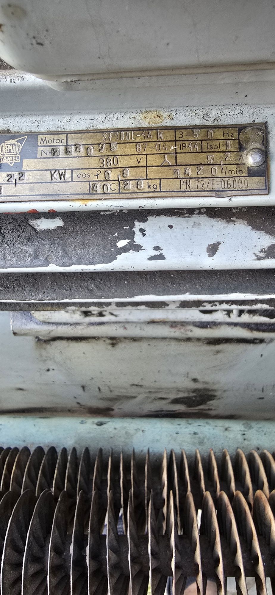 Kompresor 3jw60 w dobrym stanie.