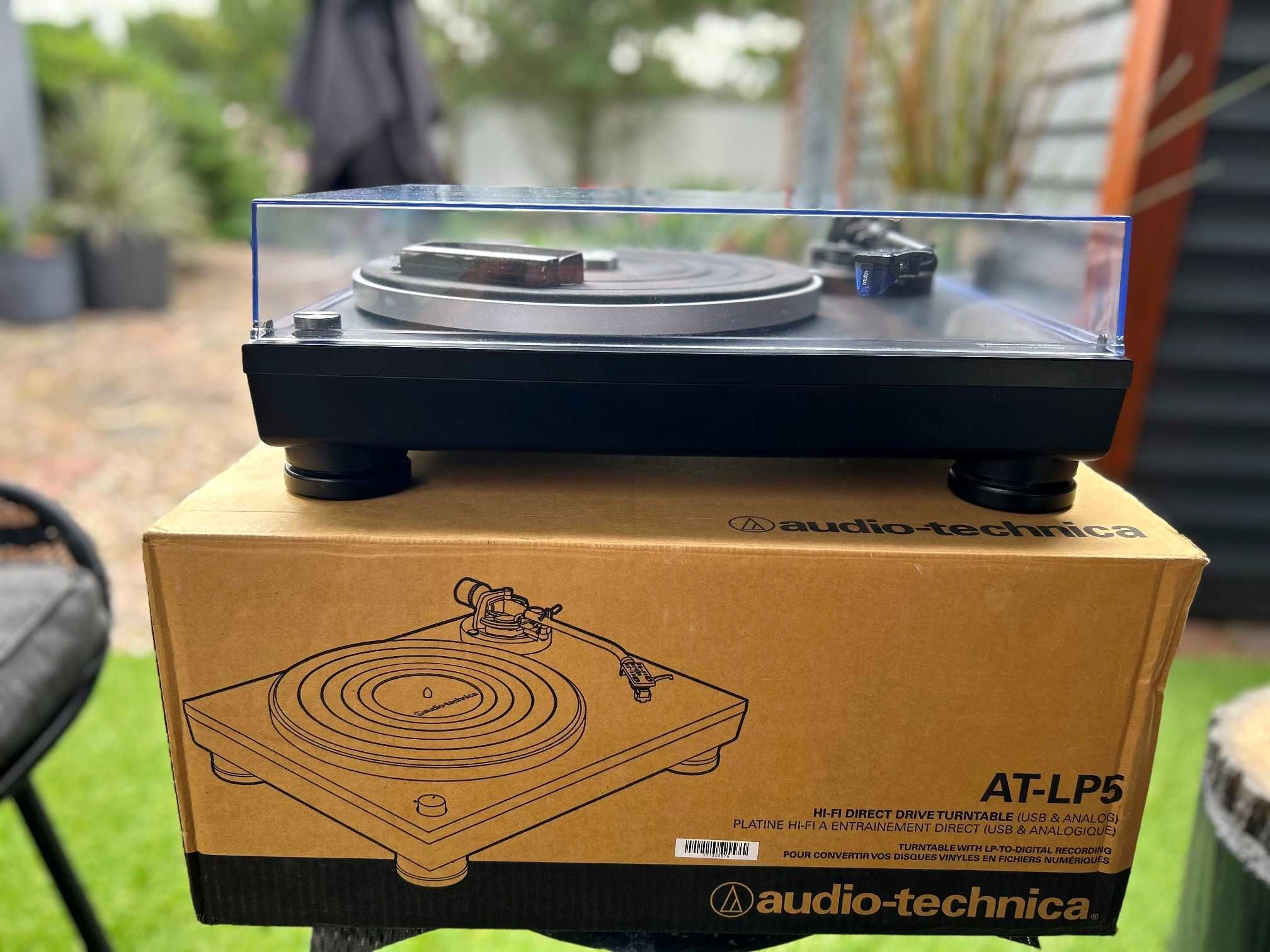 Gramofon Audio-Technica AT-LP5 + Ortofon 2M Blue