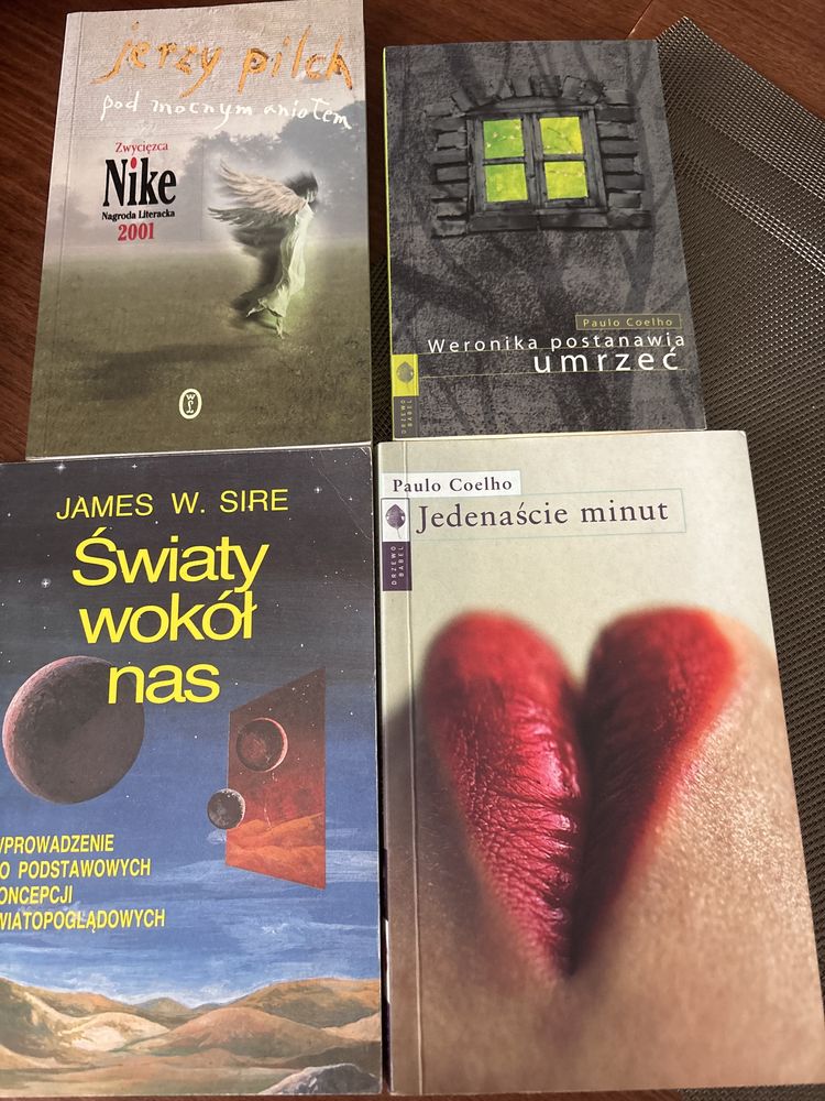 Sprzedam 4 ksiazki