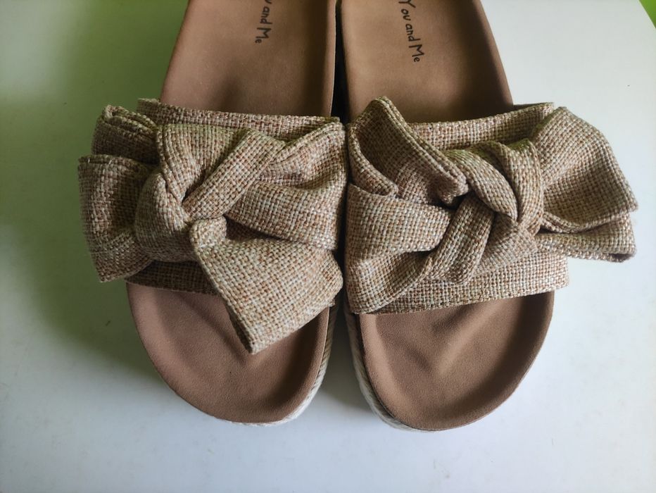 Sandálias número 39, NOVAS!