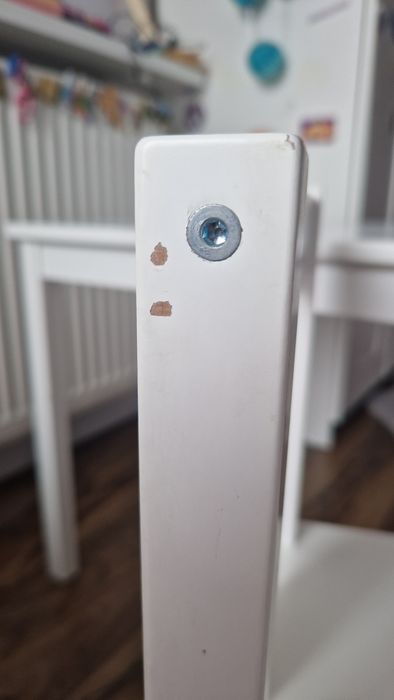 Zestaw stolik i 2 krzesełka Kritter ikea