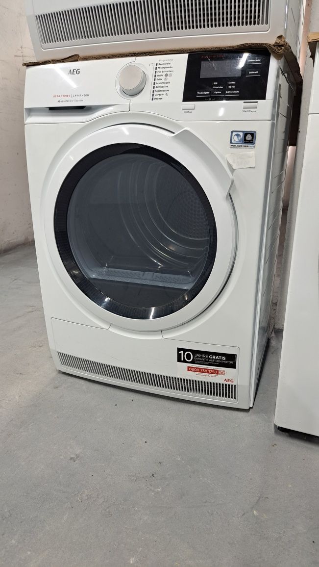 Сушильна машина з тепловим насосом AEG 8000Serie останнє покоління