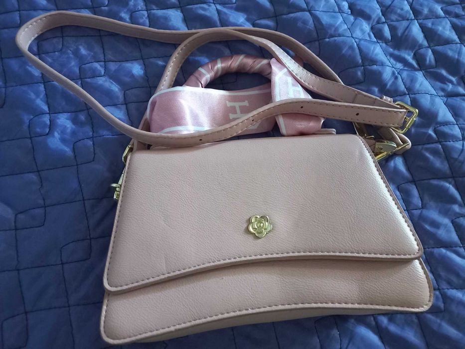 Продам сумку матеріал екошкіра