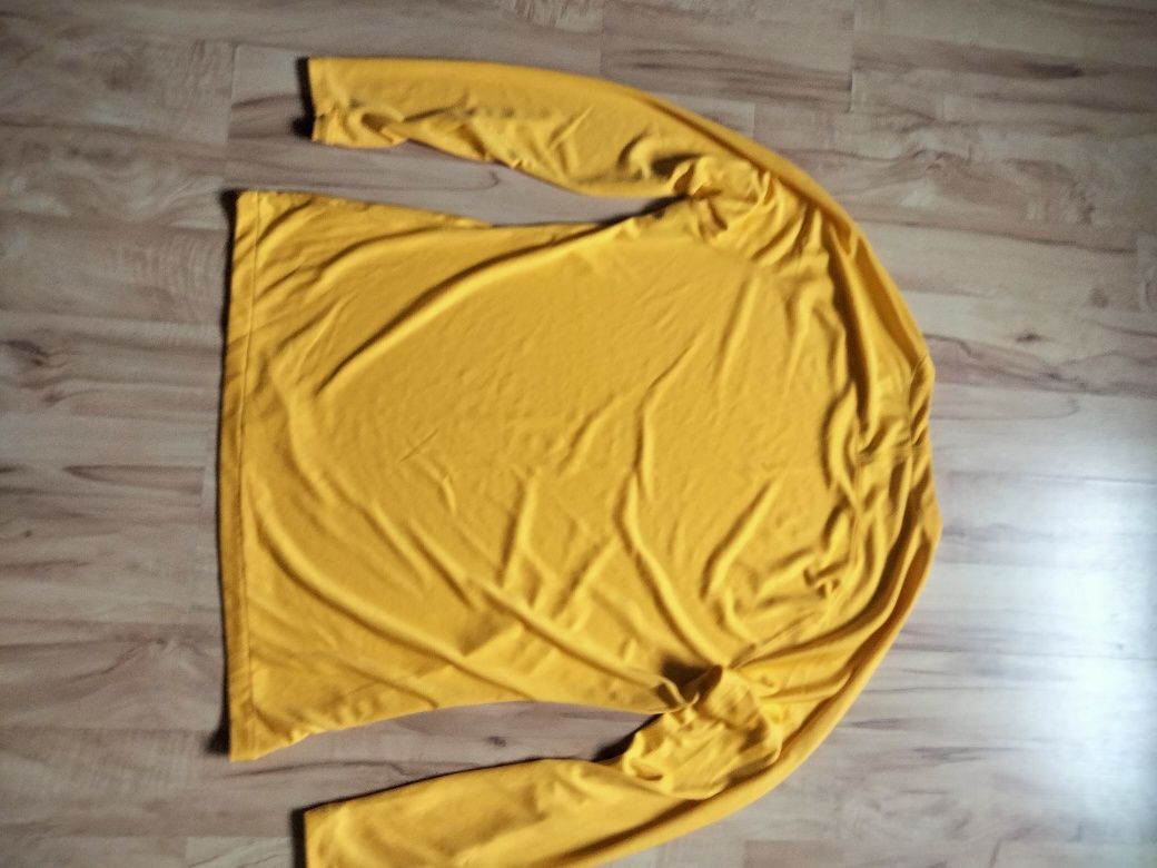 Sprzedam koszulkę sportową firmy Nike