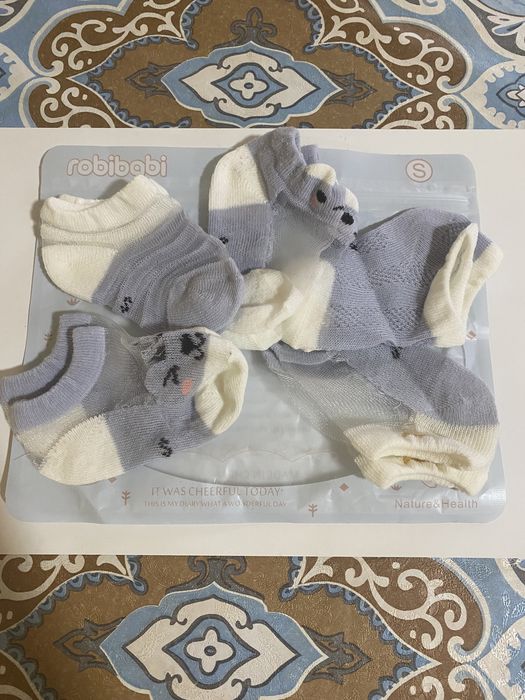 Продам набір дитячих носочків