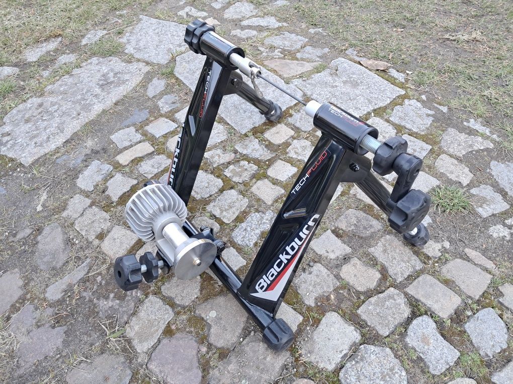 TRENAŻER ROWEROWY Blackburn Tech Fluid Trainer