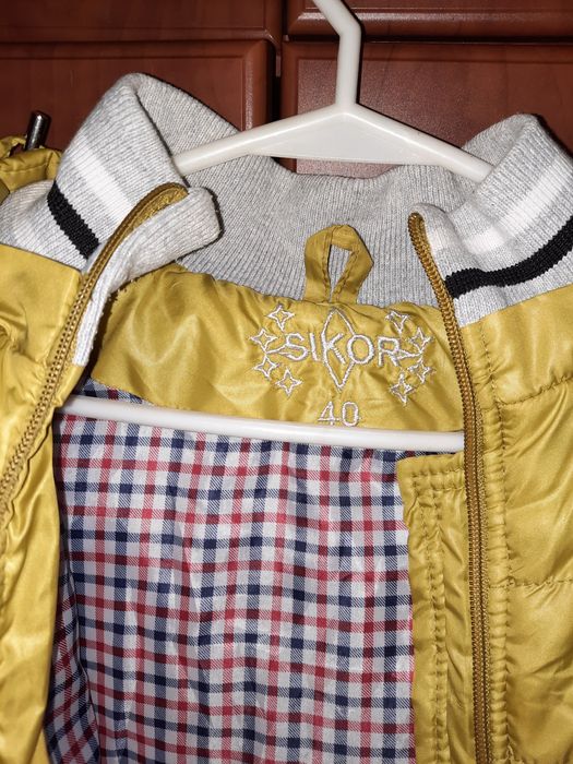 Куртка весенняя на девочку