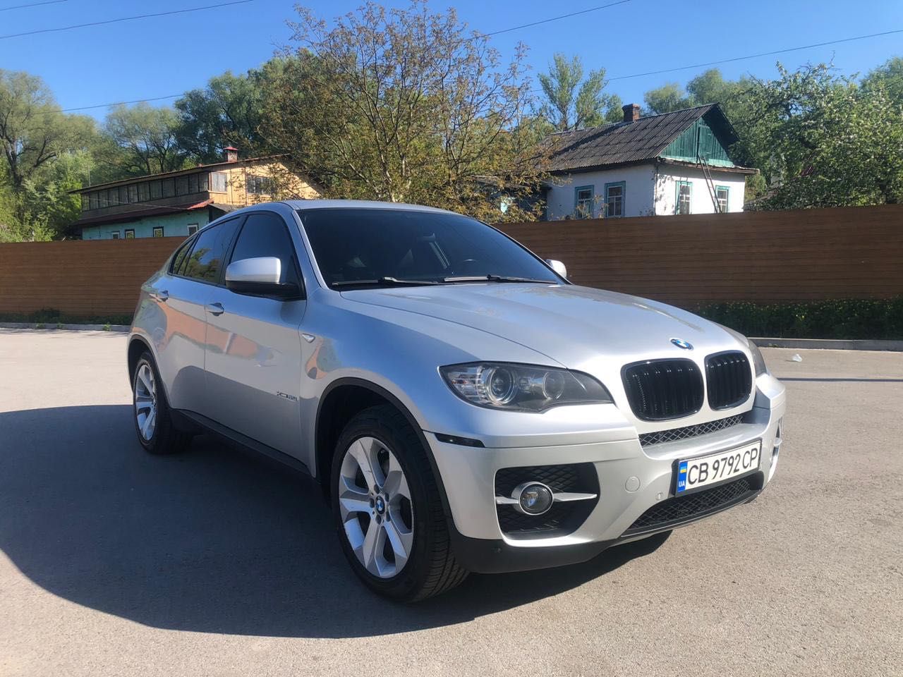 Продам автомобіль BMW X6