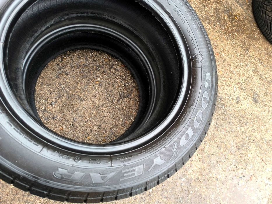 215/60R17C 109/107T 17 C Opony Całoroczne GOODYEAR Cargo Vector 2 6,5m
