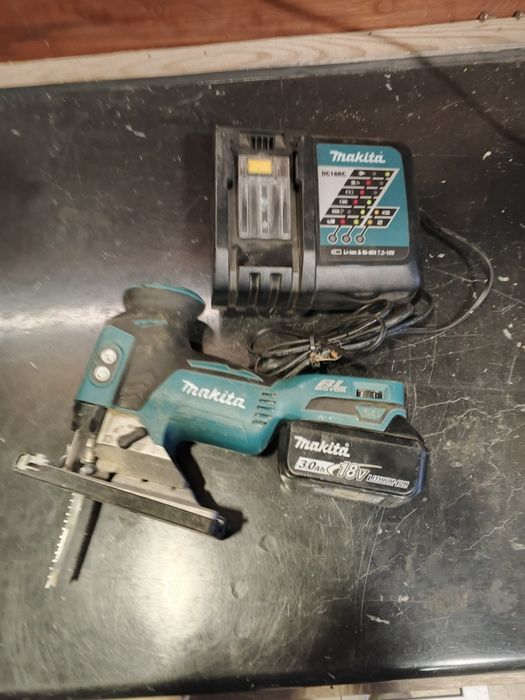 Wyrzynarka Makita DJV 181