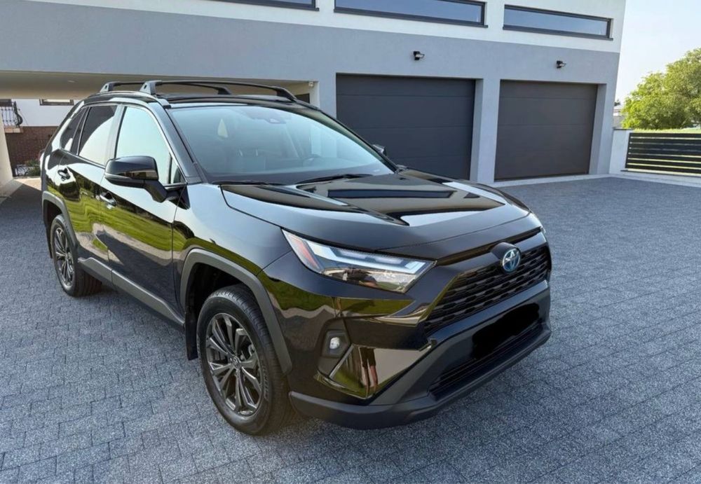 Toyota RAV-4 2024 року