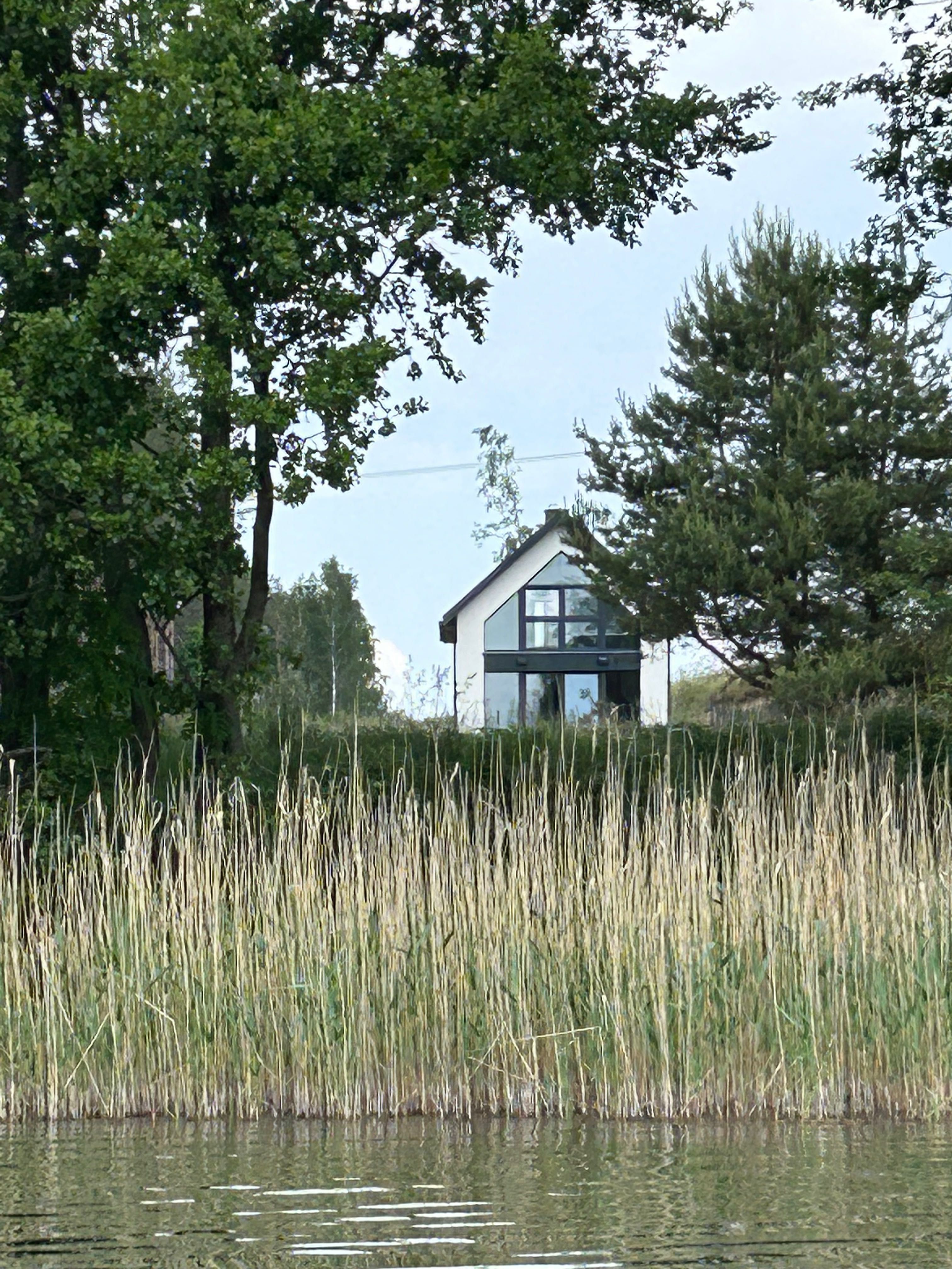 Domek z widokiem na jezioro Mazury wakacje