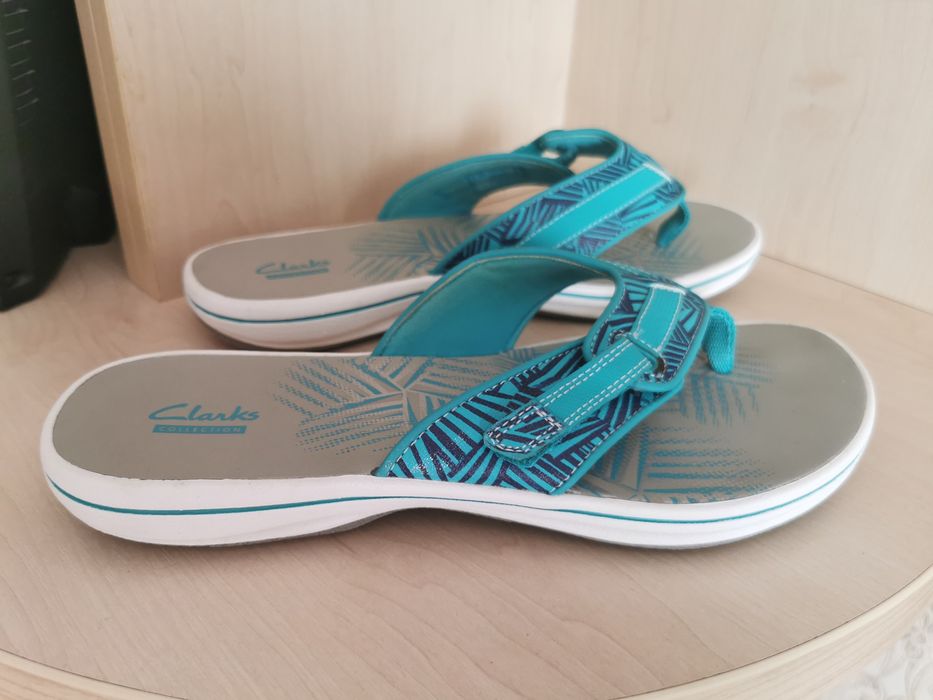 Шлепки Clarks 40-41р стелька 27 см