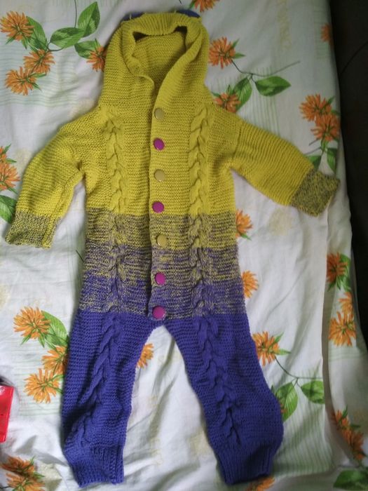 Вязанные комбинезоны