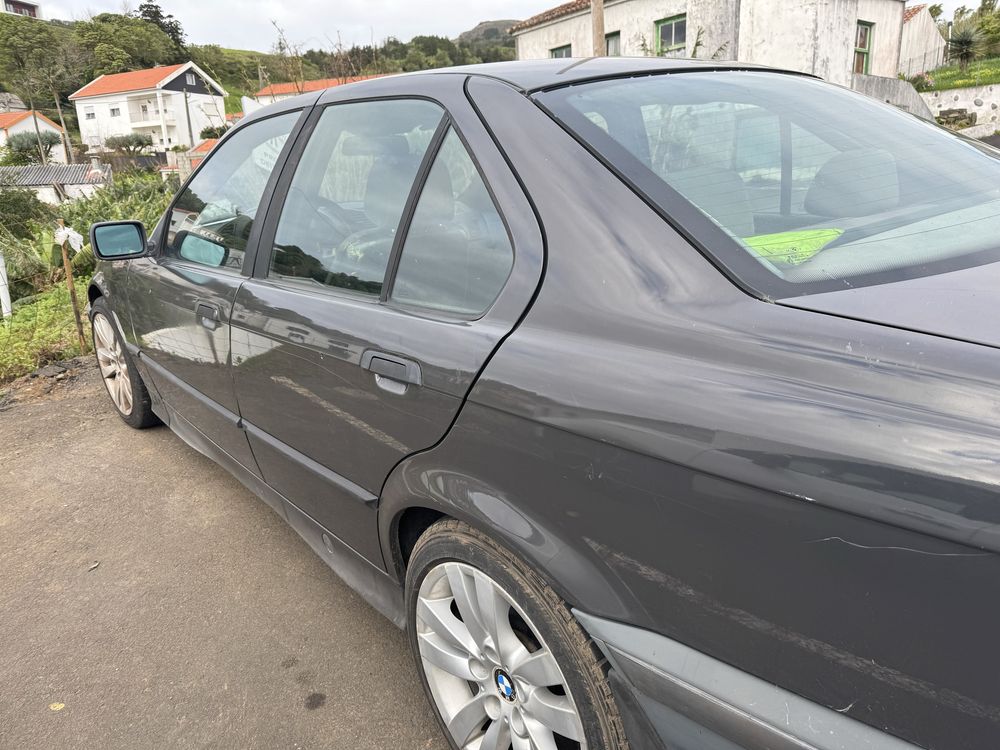 Bmw E36 316I por vender