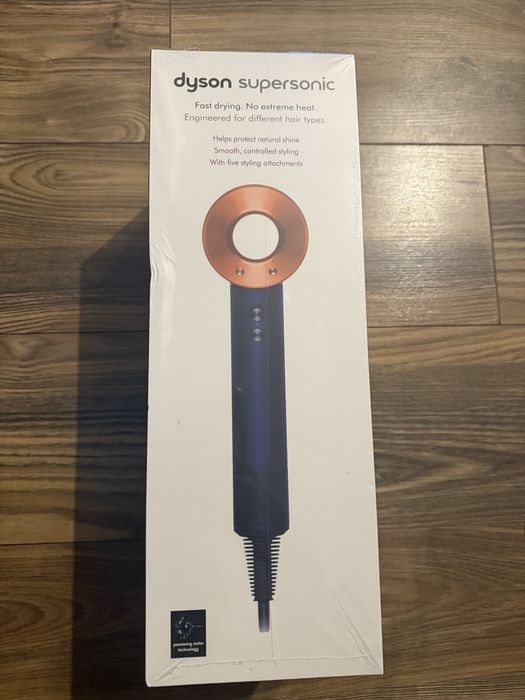 Nowa oryginalna suszarka Dyson supersonic zapakowana