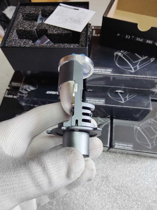 Світлодіодні Led лампи mini led lens Bi-Led лінзи  F40 B H4 комплект