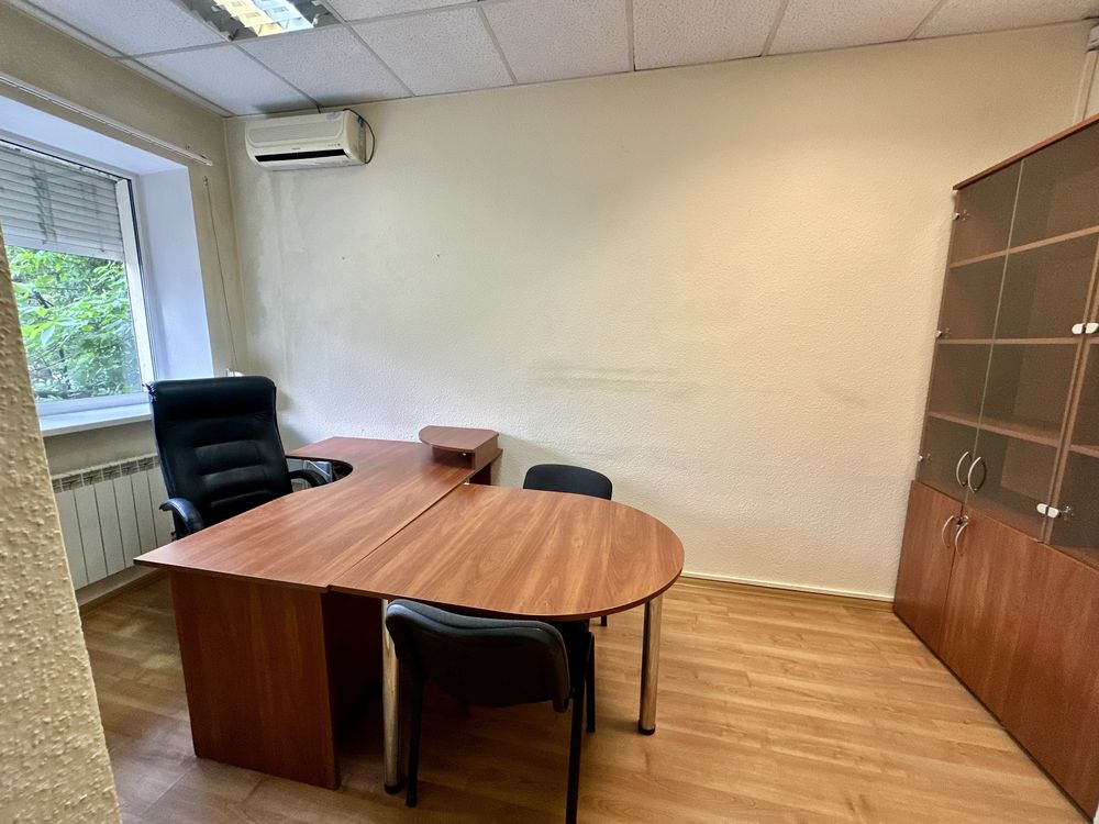 Оренда нежитлового приміщення 106,7м. кв 1 поверх