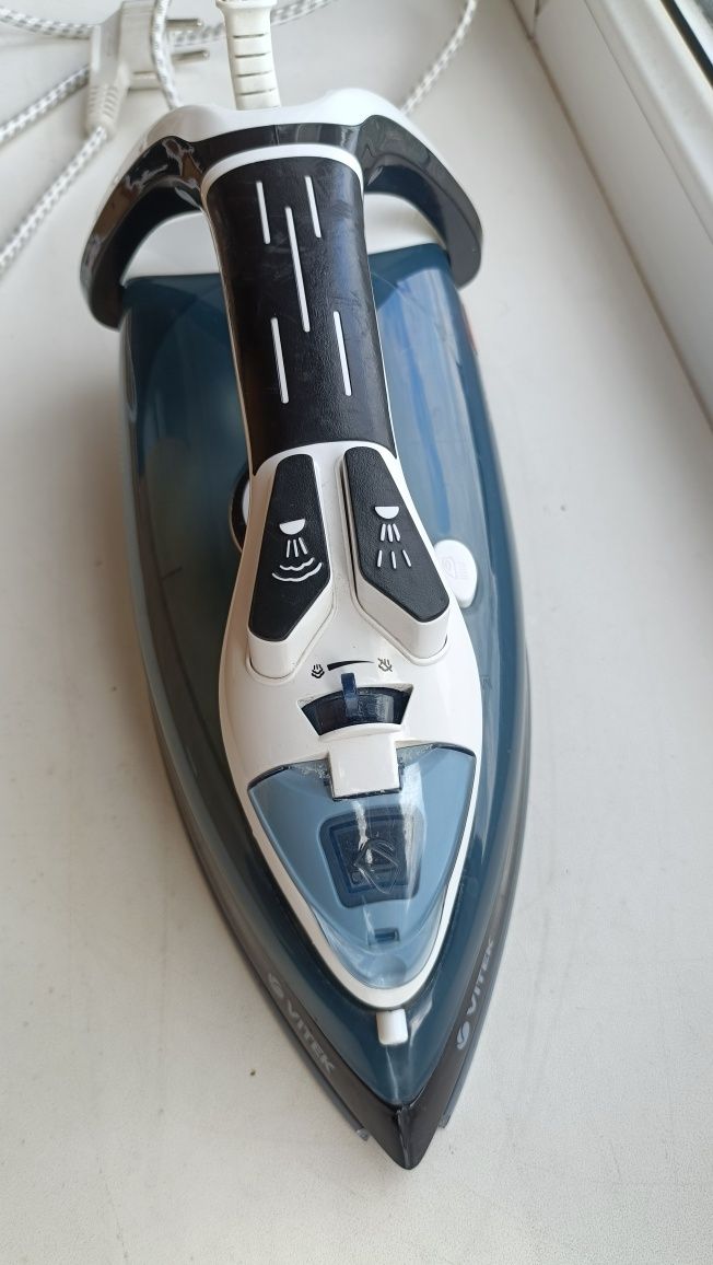 Праска утюг Vitek VT-8304