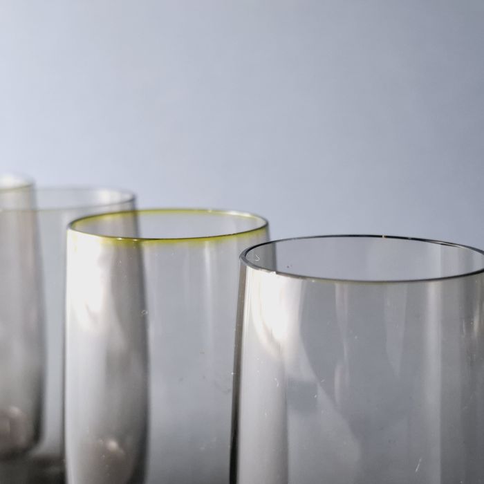 piękne dmuchane dymione kieliszki do wódki likieru lata 50/60-te