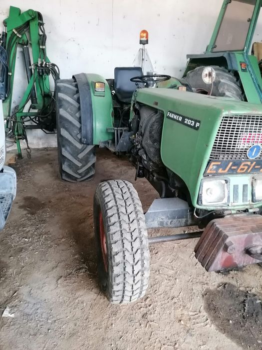 Vendo Trator Fend 203