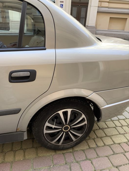 Opel Astra g Седан