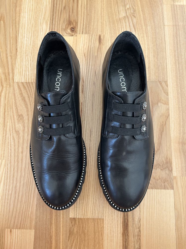 Uncome buty półbuty oksfordy czarne skóra naturalna 40