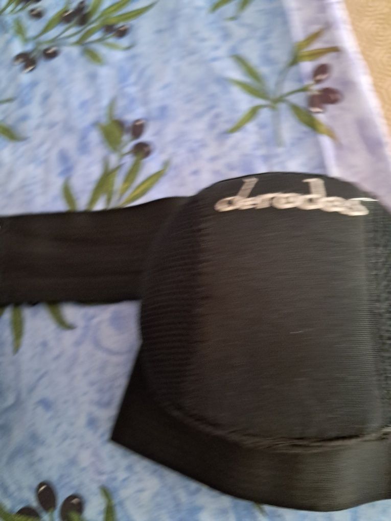 Joalheiras de jogador de hóquei patins