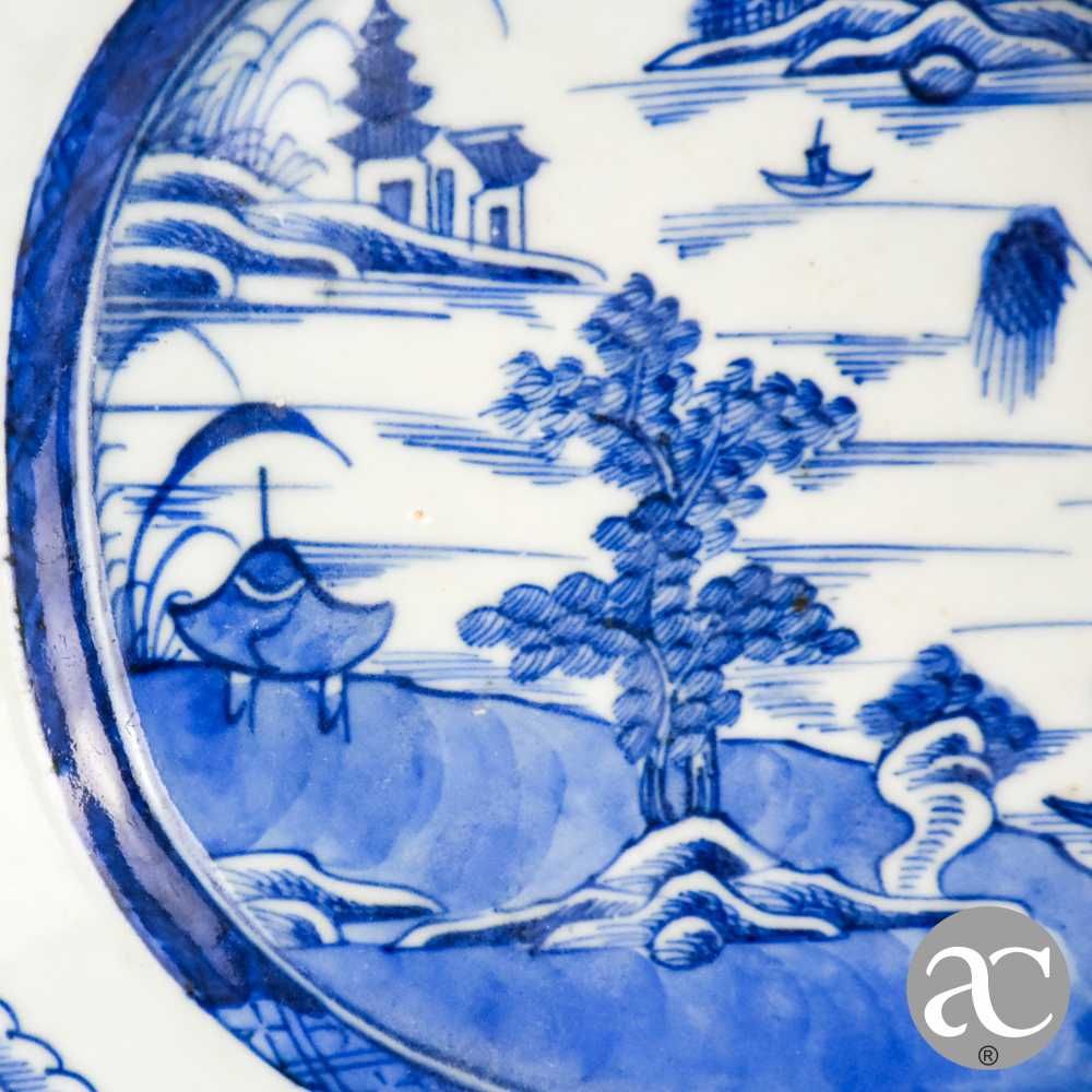 Travessa porcelana da China, Cantão, período Qianlong, séc. XVIII N2