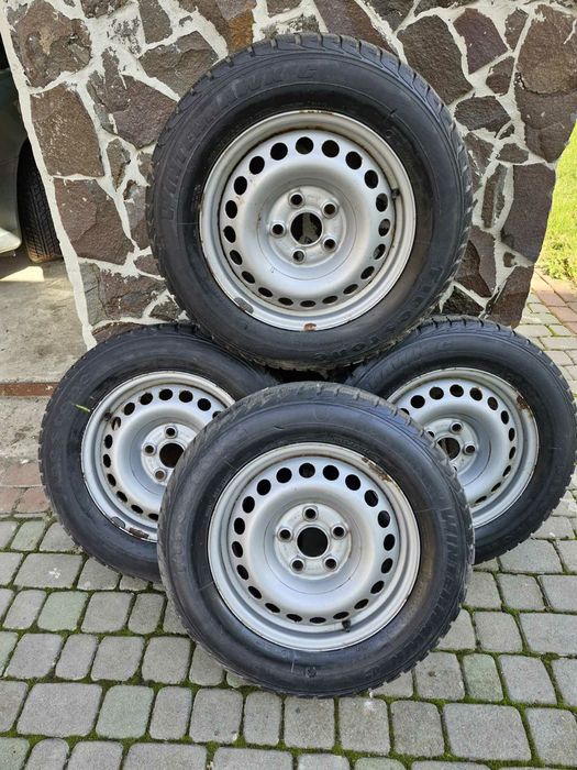 Колеса в зборі VW T5 T6 R16 6.5J ET51 5X120 шини 215/65 R16C